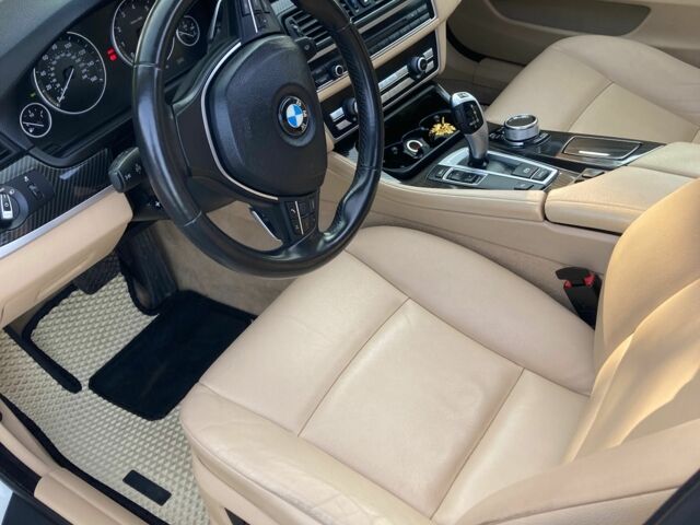 Белый БМВ 5 Серия, объемом двигателя 3 л и пробегом 217 тыс. км за 13300 $, фото 11 на Automoto.ua