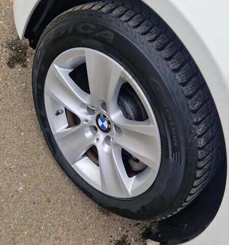 Белый БМВ 5 Серия, объемом двигателя 2 л и пробегом 270 тыс. км за 12200 $, фото 7 на Automoto.ua