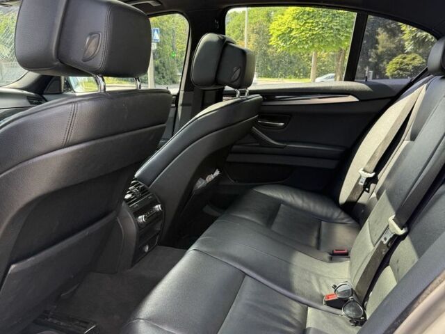 Белый БМВ 5 Серия, объемом двигателя 3 л и пробегом 220 тыс. км за 14999 $, фото 4 на Automoto.ua