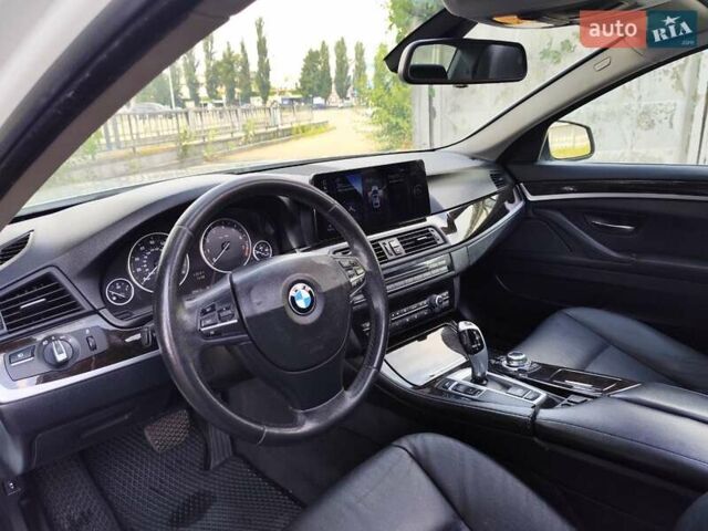 Білий БМВ 5 Серія, об'ємом двигуна 2 л та пробігом 288 тис. км за 11500 $, фото 22 на Automoto.ua