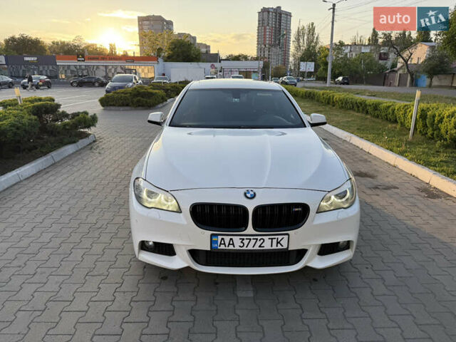 Білий БМВ 5 Серія, об'ємом двигуна 3 л та пробігом 212 тис. км за 13900 $, фото 9 на Automoto.ua