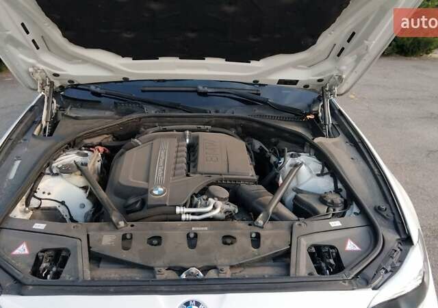 Белый БМВ 5 Серия, объемом двигателя 3 л и пробегом 290 тыс. км за 17500 $, фото 29 на Automoto.ua