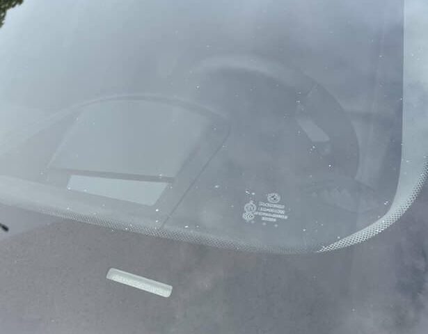 Білий БМВ 5 Серія, об'ємом двигуна 2 л та пробігом 201 тис. км за 14000 $, фото 62 на Automoto.ua