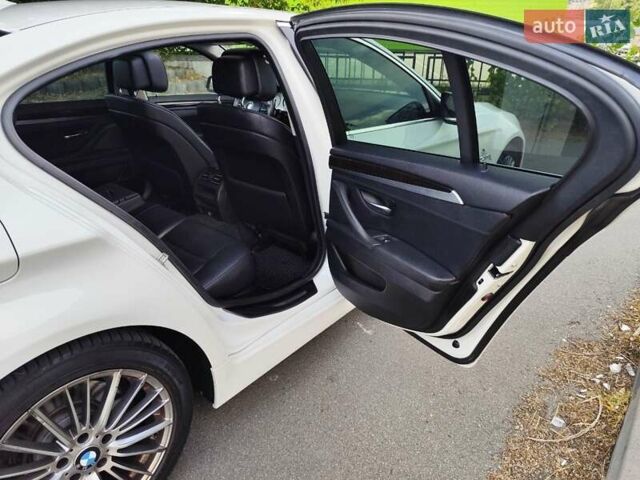 Білий БМВ 5 Серія, об'ємом двигуна 2 л та пробігом 288 тис. км за 11500 $, фото 21 на Automoto.ua