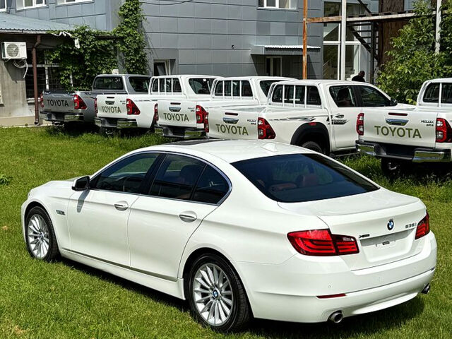 Білий БМВ 5 Серія, об'ємом двигуна 3 л та пробігом 231 тис. км за 11300 $, фото 3 на Automoto.ua