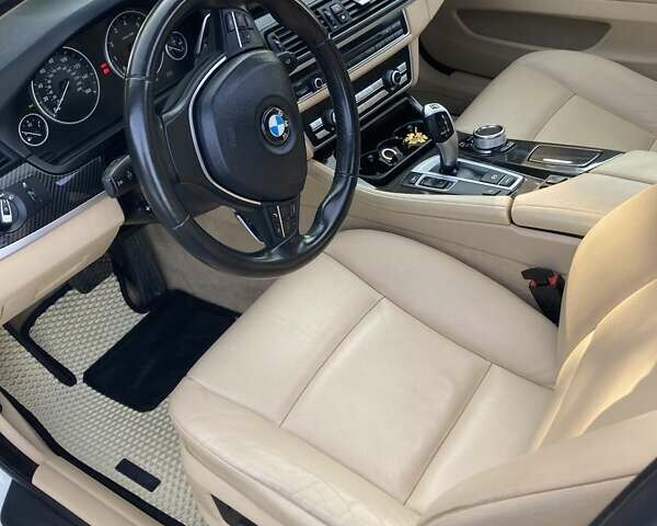 Белый БМВ 5 Серия, объемом двигателя 2.99 л и пробегом 215 тыс. км за 16500 $, фото 20 на Automoto.ua
