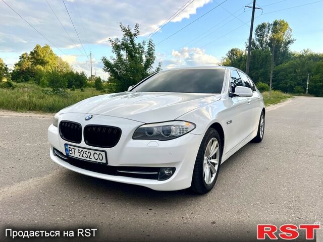 Белый БМВ 5 Серия, объемом двигателя 2 л и пробегом 327 тыс. км за 14800 $, фото 5 на Automoto.ua