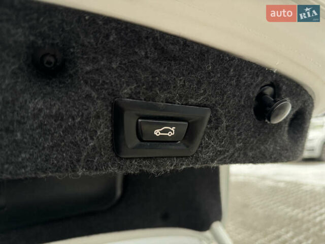 Белый БМВ 5 Серия, объемом двигателя 2 л и пробегом 205 тыс. км за 11400 $, фото 114 на Automoto.ua