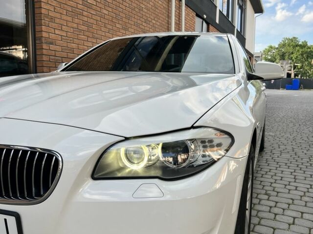 Білий БМВ 5 Серія, об'ємом двигуна 2 л та пробігом 213 тис. км за 11500 $, фото 2 на Automoto.ua