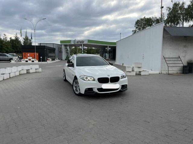 Білий БМВ 5 Серія, об'ємом двигуна 2 л та пробігом 160 тис. км за 11000 $, фото 3 на Automoto.ua