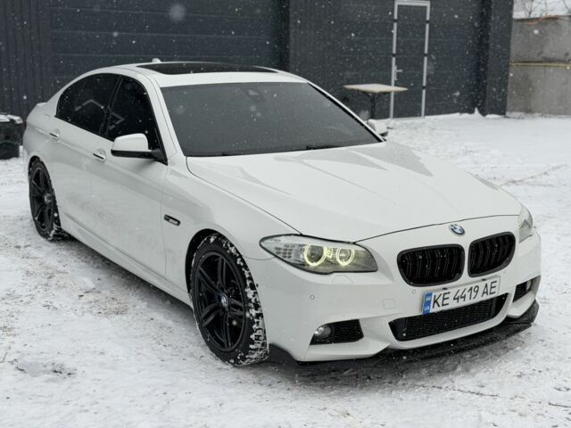 Белый БМВ 5 Серия, объемом двигателя 3 л и пробегом 218 тыс. км за 14500 $, фото 5 на Automoto.ua