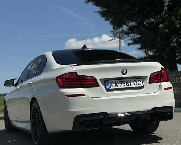 Білий БМВ 5 Серія, об'ємом двигуна 2 л та пробігом 310 тис. км за 20000 $, фото 23 на Automoto.ua