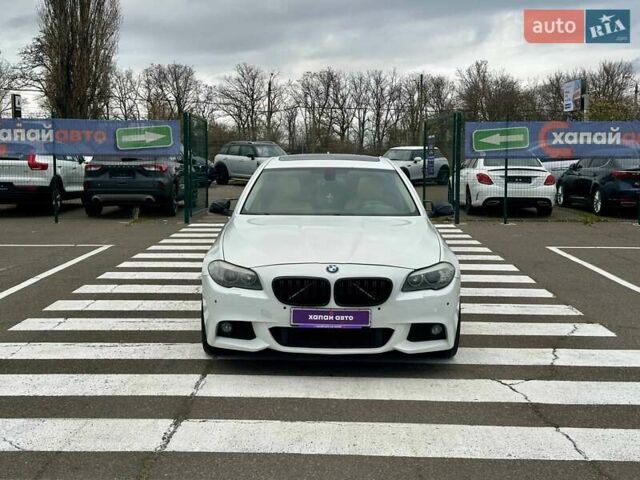 Білий БМВ 5 Серія, об'ємом двигуна 2 л та пробігом 288 тис. км за 9800 $, фото 1 на Automoto.ua