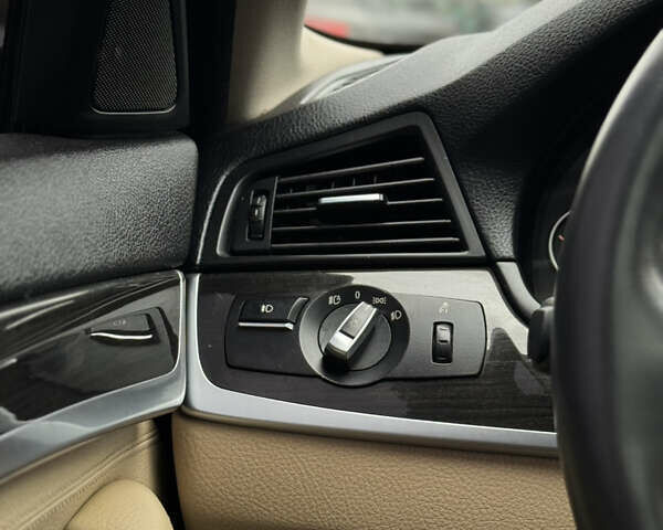 Білий БМВ 5 Серія, об'ємом двигуна 3 л та пробігом 254 тис. км за 12300 $, фото 43 на Automoto.ua