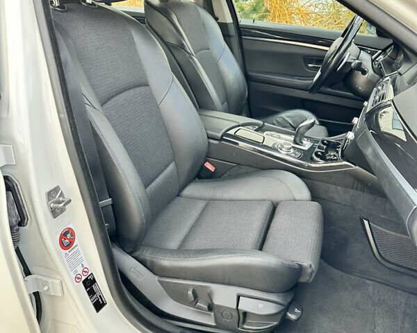 Белый БМВ 5 Серия, объемом двигателя 2 л и пробегом 114 тыс. км за 18000 $, фото 16 на Automoto.ua