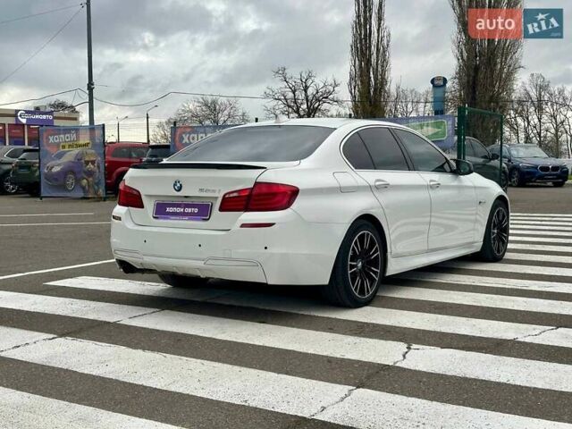Білий БМВ 5 Серія, об'ємом двигуна 2 л та пробігом 288 тис. км за 9800 $, фото 4 на Automoto.ua