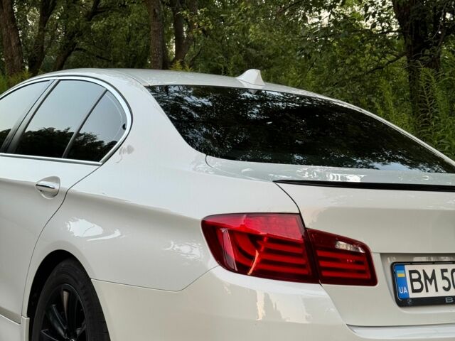 Белый БМВ 5 Серия, объемом двигателя 2 л и пробегом 200 тыс. км за 11800 $, фото 9 на Automoto.ua