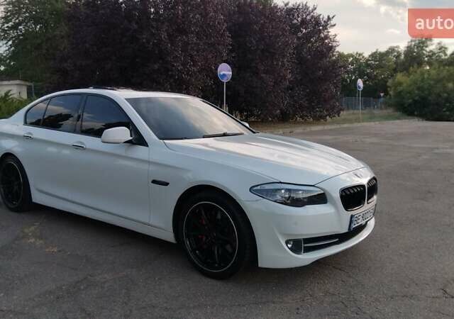 Белый БМВ 5 Серия, объемом двигателя 3 л и пробегом 290 тыс. км за 17500 $, фото 10 на Automoto.ua