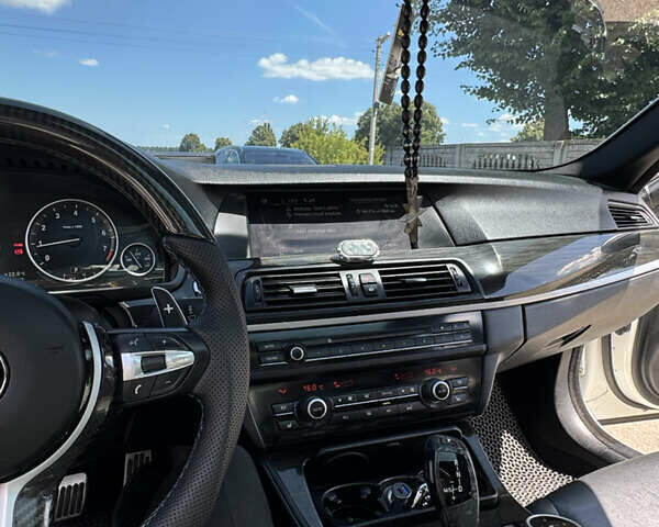 Білий БМВ 5 Серія, об'ємом двигуна 2 л та пробігом 310 тис. км за 20000 $, фото 18 на Automoto.ua