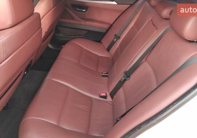 Белый БМВ 5 Серия, объемом двигателя 3 л и пробегом 290 тыс. км за 17500 $, фото 16 на Automoto.ua