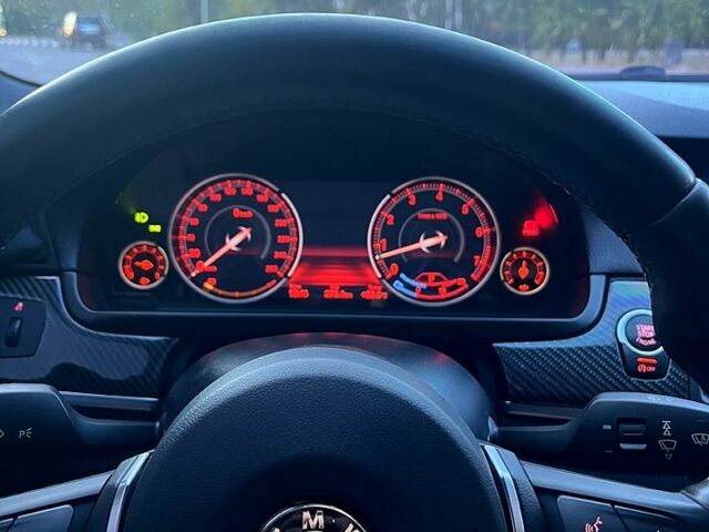 Белый БМВ 5 Серия, объемом двигателя 3 л и пробегом 226 тыс. км за 17700 $, фото 8 на Automoto.ua