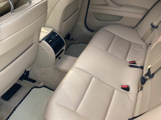 Белый БМВ 5 Серия, объемом двигателя 3 л и пробегом 217 тыс. км за 13300 $, фото 13 на Automoto.ua