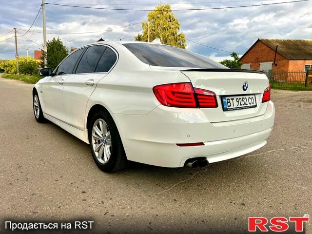 Белый БМВ 5 Серия, объемом двигателя 2 л и пробегом 327 тыс. км за 14800 $, фото 2 на Automoto.ua