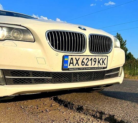 Белый БМВ 5 Серия, объемом двигателя 2 л и пробегом 0 тыс. км за 9999 $, фото 11 на Automoto.ua