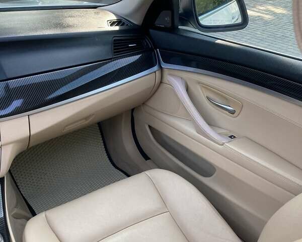 Белый БМВ 5 Серия, объемом двигателя 2.99 л и пробегом 215 тыс. км за 16500 $, фото 24 на Automoto.ua