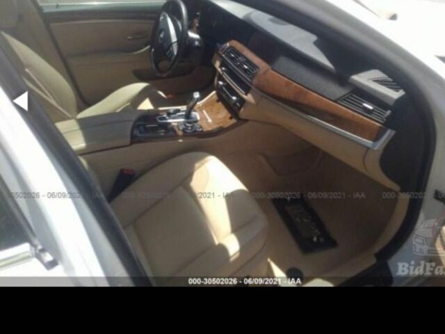 Белый БМВ 5 Серия, объемом двигателя 2 л и пробегом 200 тыс. км за 11800 $, фото 18 на Automoto.ua