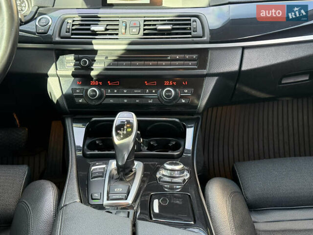 Білий БМВ 5 Серія, об'ємом двигуна 2 л та пробігом 105 тис. км за 14700 $, фото 40 на Automoto.ua