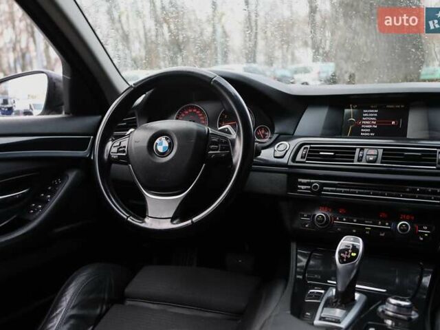 Белый БМВ 5 Серия, объемом двигателя 2 л и пробегом 240 тыс. км за 12000 $, фото 12 на Automoto.ua