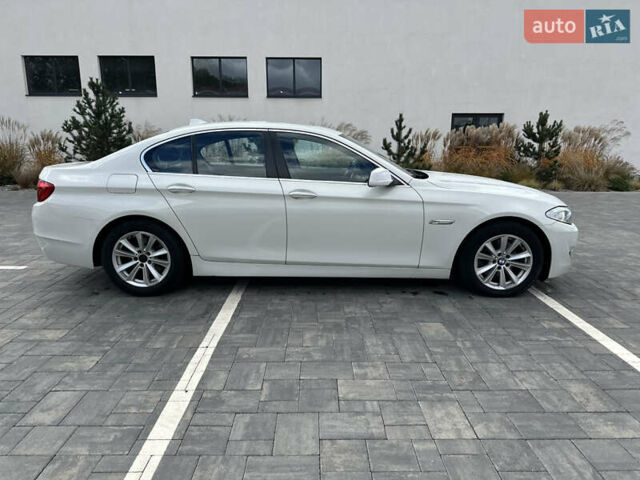 Белый БМВ 5 Серия, объемом двигателя 2 л и пробегом 114 тыс. км за 18000 $, фото 6 на Automoto.ua