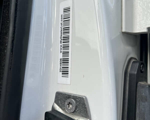 Білий БМВ 5 Серія, об'ємом двигуна 2 л та пробігом 201 тис. км за 14000 $, фото 50 на Automoto.ua