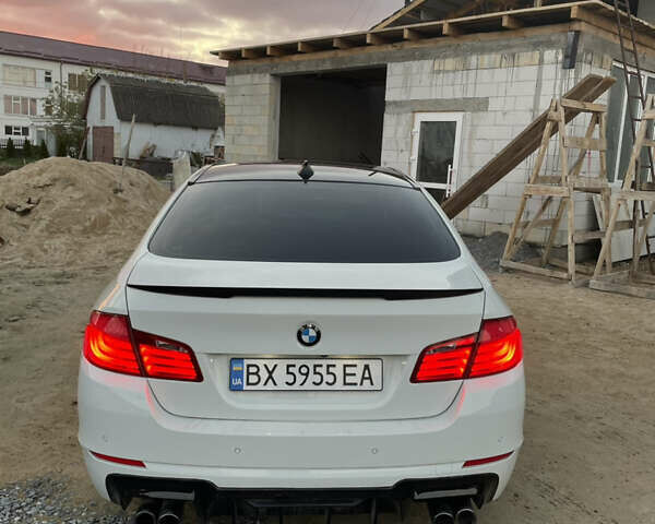 Білий БМВ 5 Серія, об'ємом двигуна 2.99 л та пробігом 301 тис. км за 16999 $, фото 1 на Automoto.ua