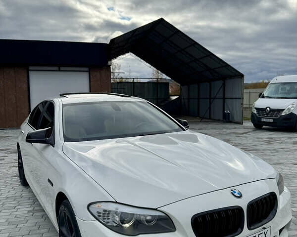 Белый БМВ 5 Серия, объемом двигателя 2.98 л и пробегом 255 тыс. км за 11800 $, фото 10 на Automoto.ua