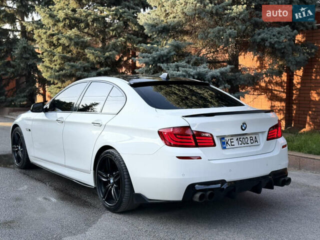 Белый БМВ 5 Серия, объемом двигателя 2.98 л и пробегом 240 тыс. км за 16500 $, фото 6 на Automoto.ua