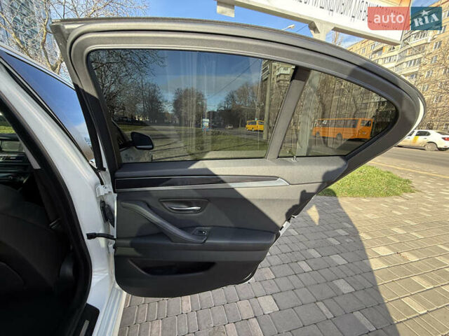 Білий БМВ 5 Серія, об'ємом двигуна 2 л та пробігом 105 тис. км за 14700 $, фото 47 на Automoto.ua