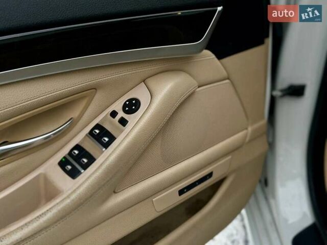 Білий БМВ 5 Серія, об'ємом двигуна 2 л та пробігом 288 тис. км за 9800 $, фото 8 на Automoto.ua