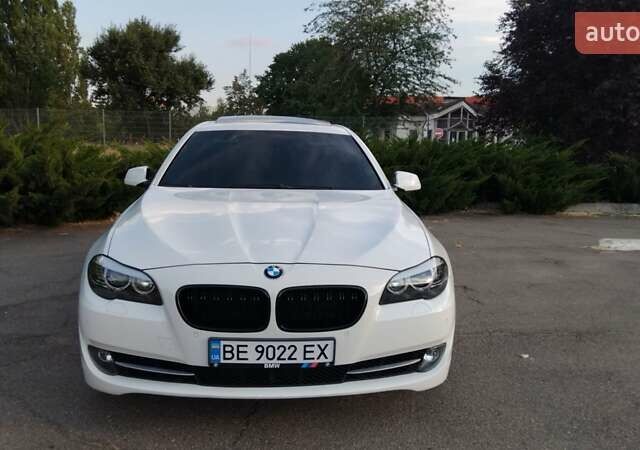 Белый БМВ 5 Серия, объемом двигателя 3 л и пробегом 290 тыс. км за 17500 $, фото 9 на Automoto.ua