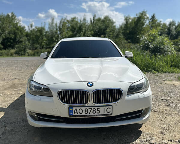 Белый БМВ 5 Серия, объемом двигателя 2 л и пробегом 181 тыс. км за 14300 $, фото 1 на Automoto.ua