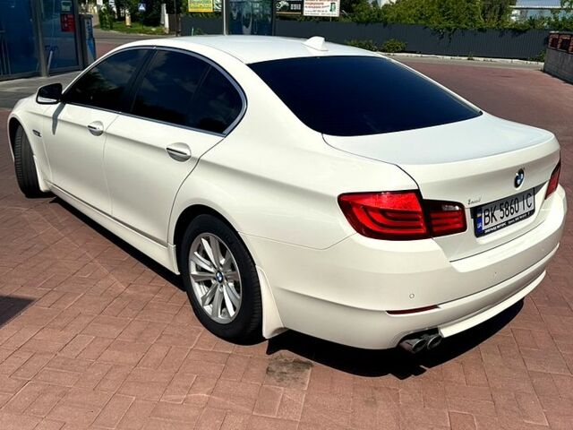 Білий БМВ 5 Серія, об'ємом двигуна 2 л та пробігом 162 тис. км за 14400 $, фото 1 на Automoto.ua