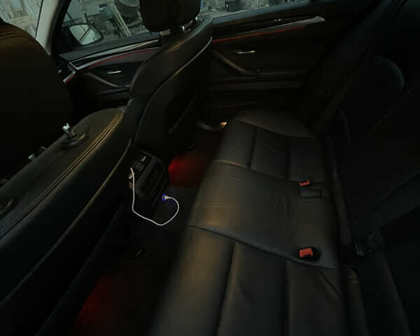 Білий БМВ 5 Серія, об'ємом двигуна 2.99 л та пробігом 301 тис. км за 16999 $, фото 8 на Automoto.ua