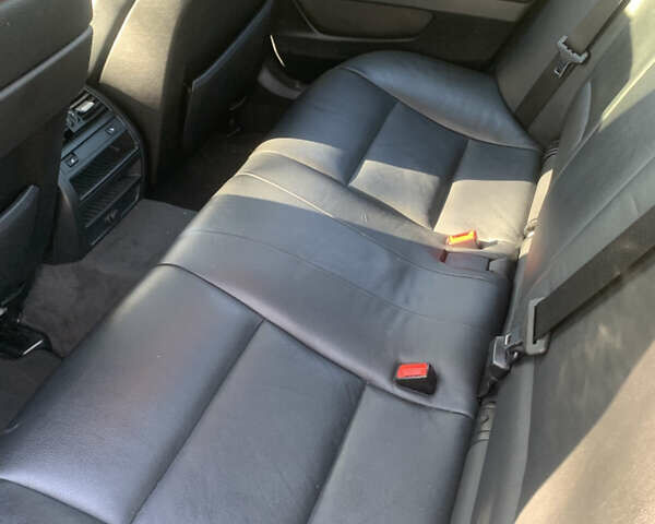 Білий БМВ 5 Серія, об'ємом двигуна 2 л та пробігом 220 тис. км за 12000 $, фото 9 на Automoto.ua