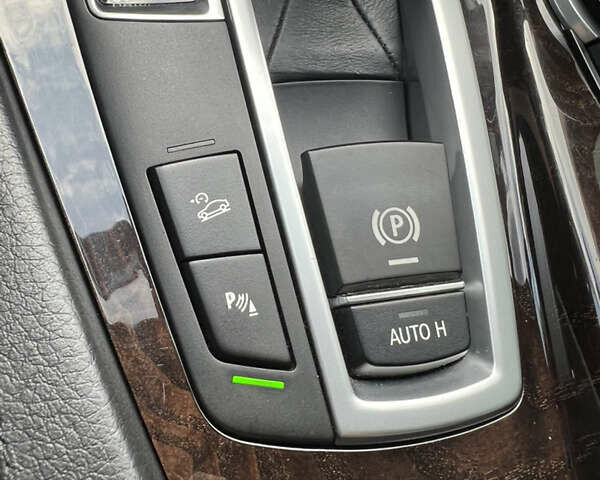 Білий БМВ 5 Серія, об'ємом двигуна 2 л та пробігом 201 тис. км за 14000 $, фото 31 на Automoto.ua