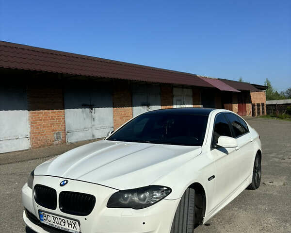 Білий БМВ 5 Серія, об'ємом двигуна 2 л та пробігом 311 тис. км за 14200 $, фото 1 на Automoto.ua
