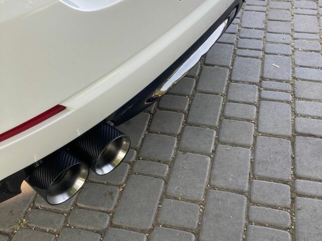 Белый БМВ 5 Серия, объемом двигателя 3 л и пробегом 217 тыс. км за 13300 $, фото 9 на Automoto.ua