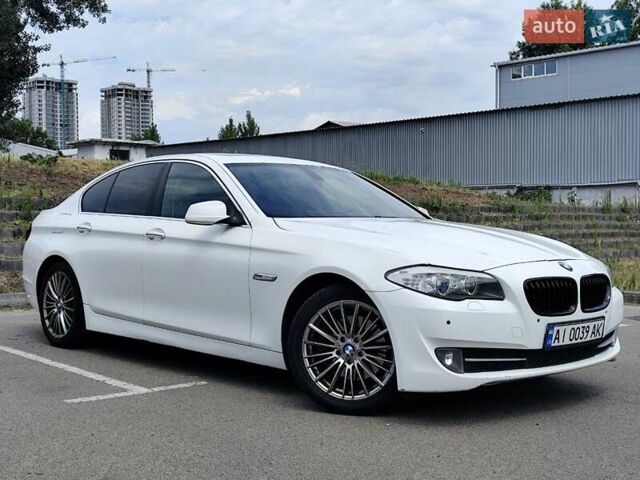 Білий БМВ 5 Серія, об'ємом двигуна 2 л та пробігом 288 тис. км за 11500 $, фото 1 на Automoto.ua