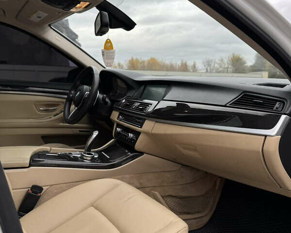 Белый БМВ 5 Серия, объемом двигателя 2.98 л и пробегом 255 тыс. км за 11800 $, фото 30 на Automoto.ua