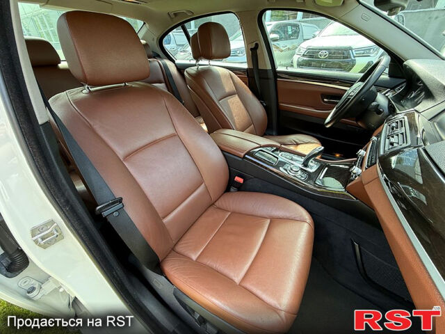 Білий БМВ 5 Серія, об'ємом двигуна 3 л та пробігом 231 тис. км за 11300 $, фото 8 на Automoto.ua